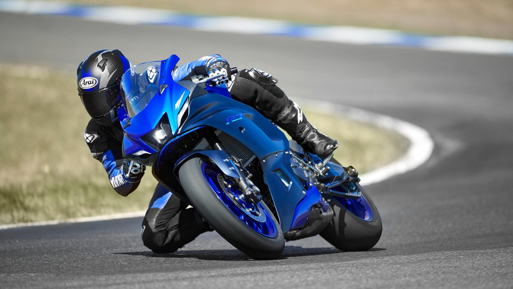 Read more about the article Yamaha R7 – Endelig er den kommet til Norge