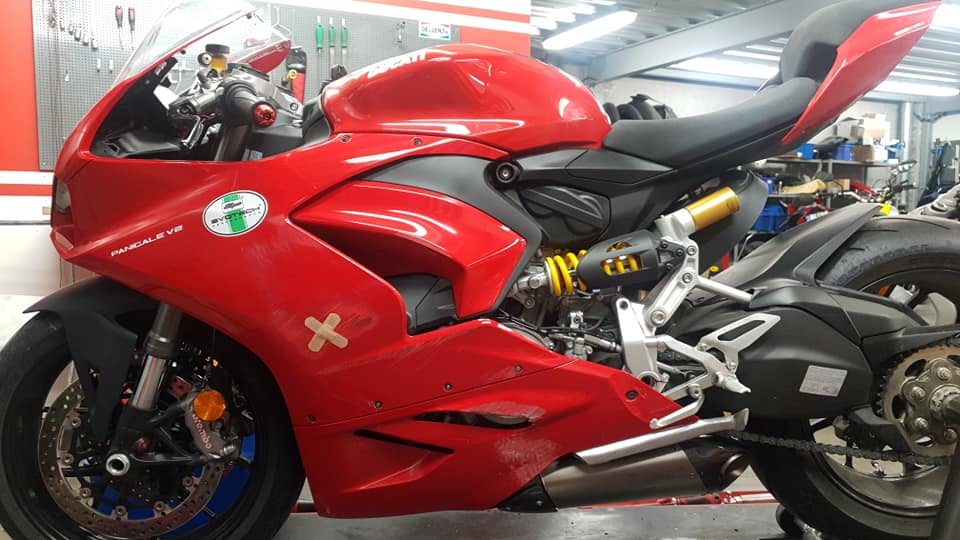 Read more about the article Kan man kjøre langt på en Panigale?