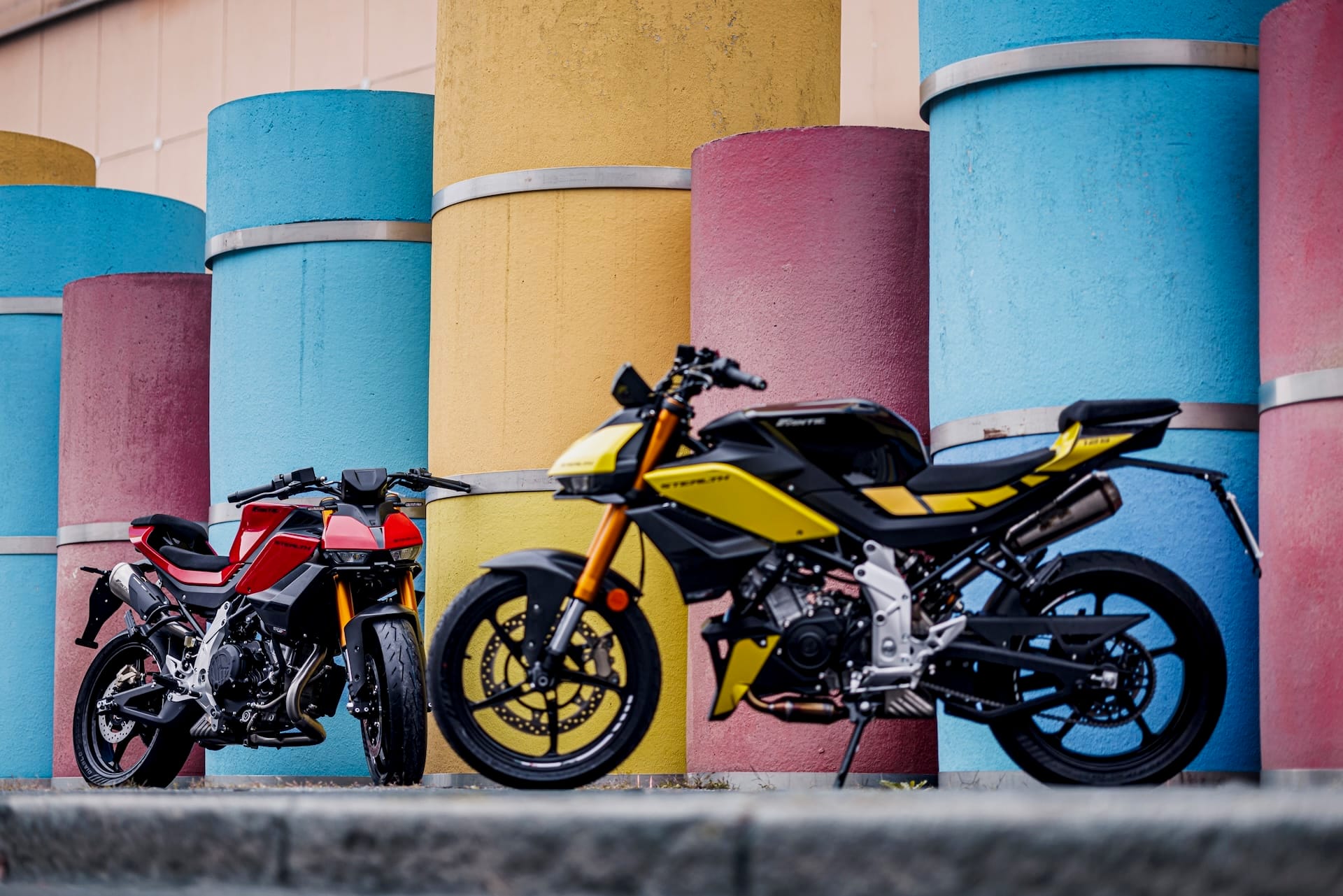 Read more about the article Fantic Stealth 125 og 500