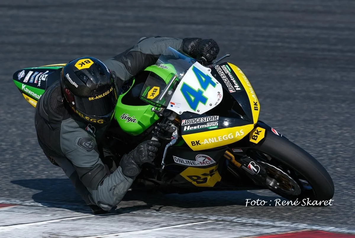 Read more about the article Norsk roadracing 2025: Kawasaki Norge støtter Kristian Østbye Sæby