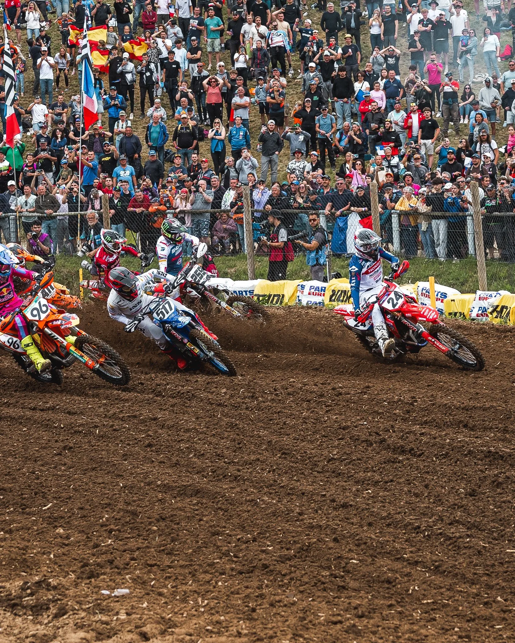 Read more about the article Motocross: Kevin Horgmo med fantastisk innsats, men også skade i Frankrike