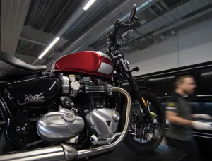 Slutt for Triumph etter 30 år med AMD Motorsykler AS
