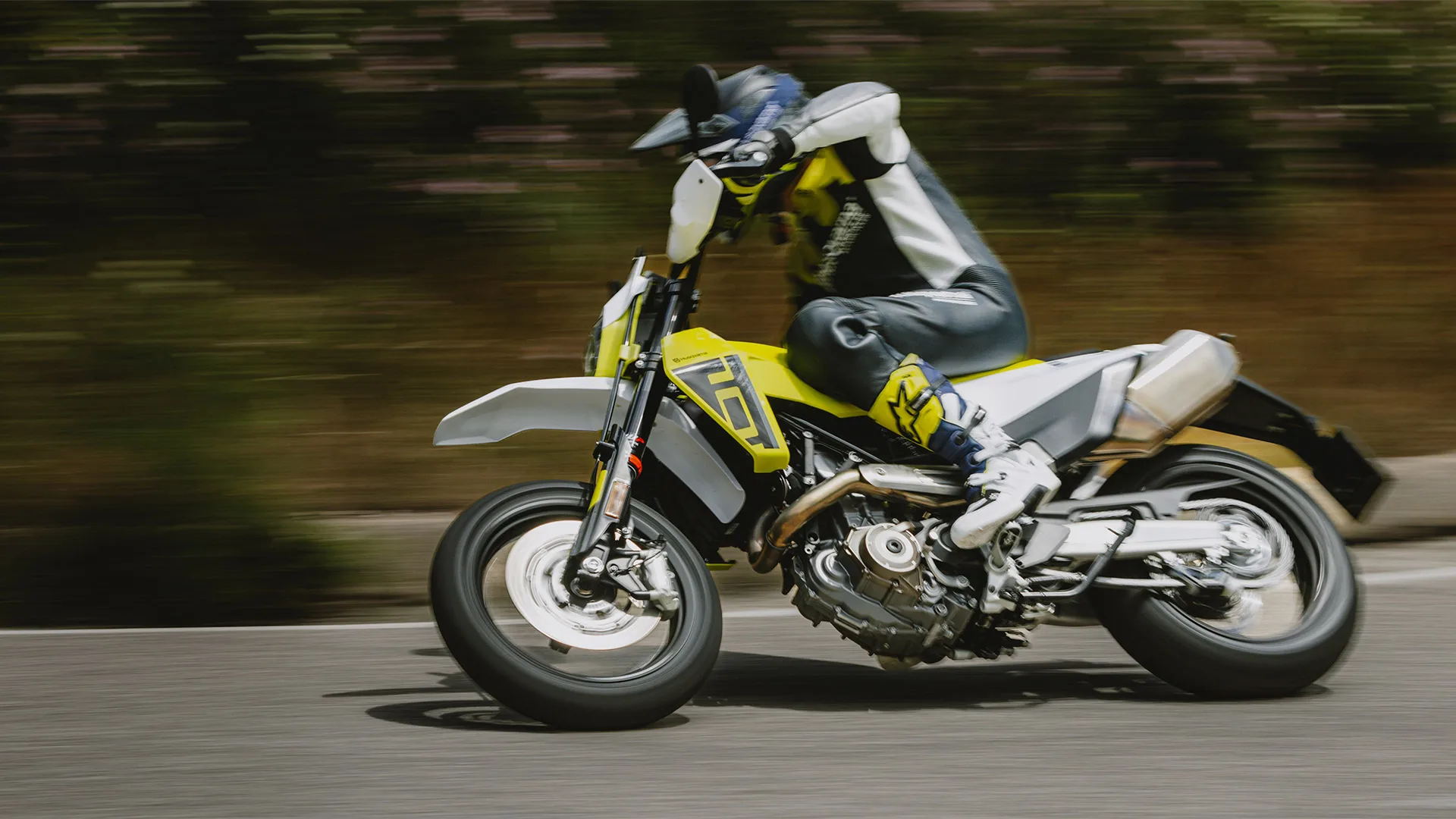 Read more about the article Husqvarna presenterer sine 2026-utgaver av 701